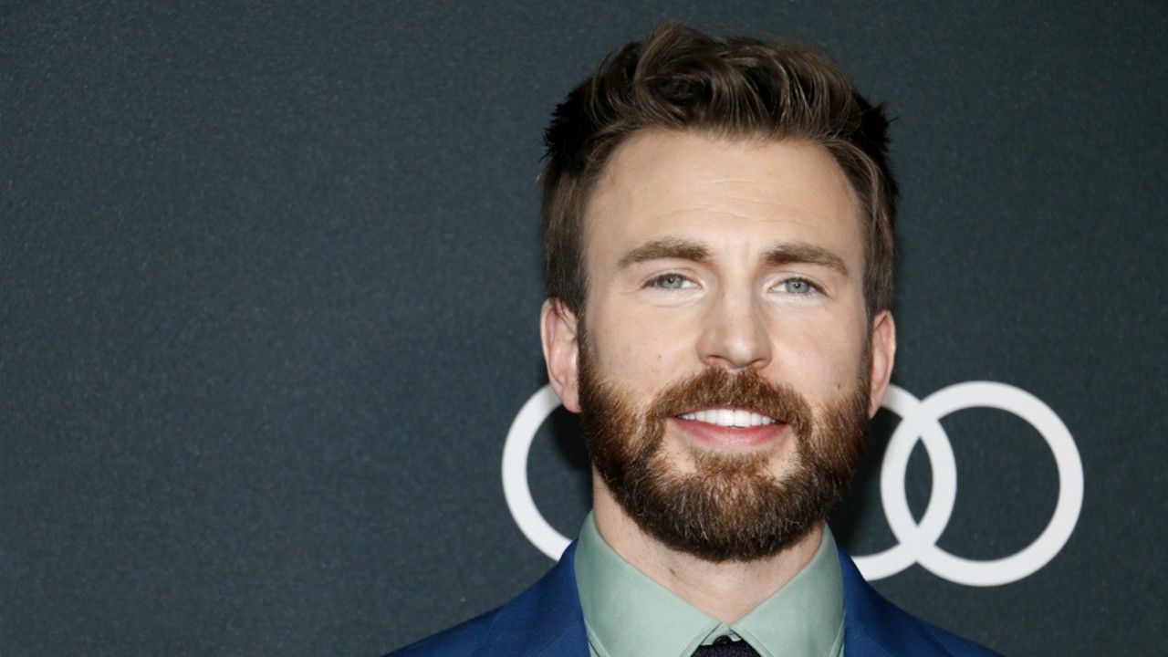 Pin by Carolina Carrillo on L'homme Cookie | Chris evans haircut, Chris  evans, Chris evans beard