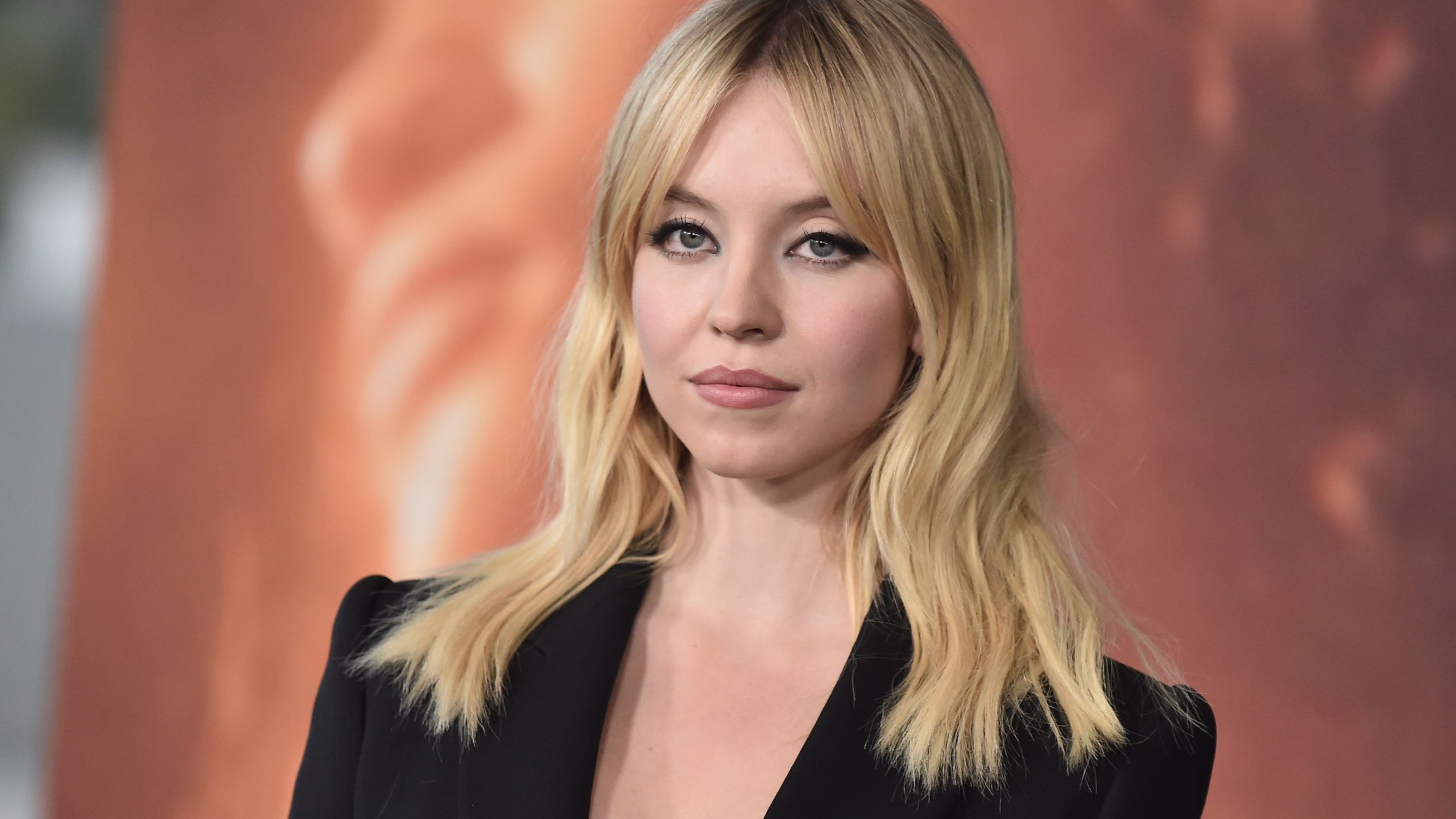 LOS ANGELES - APR 20: Sydney Sweeney arrives for the ‘Euphoria’ FYC Party on April 20, 2022 in Los Angeles, CA (DFree/Shutterstock.com)